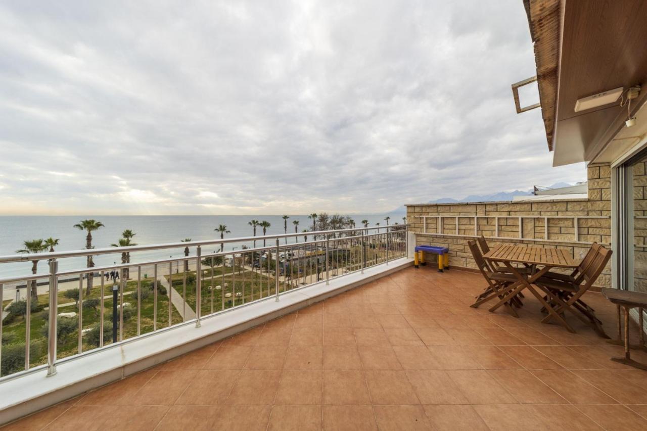 Daire Flat With Terrace Next To Konyaalti Antalya